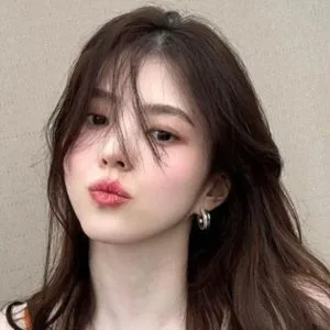 Han So Hee