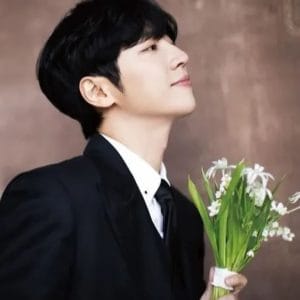 Lee Sang Yeob