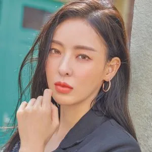 Lee Da Hee