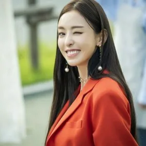 Lee Da Hee