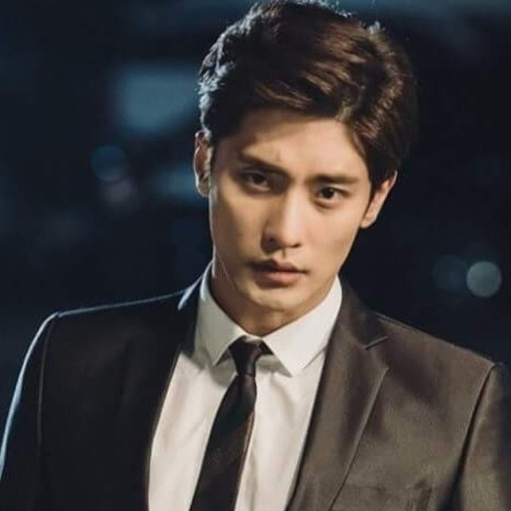 Sung Hoon - Asian World