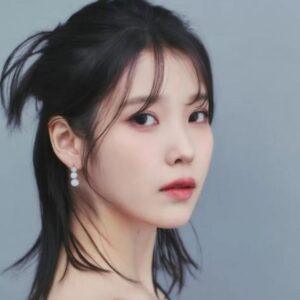 IU